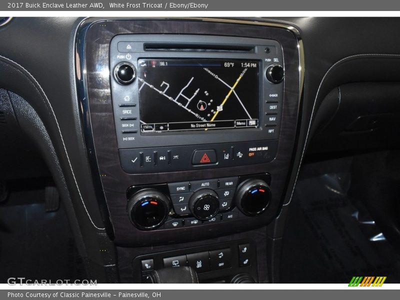 White Frost Tricoat / Ebony/Ebony 2017 Buick Enclave Leather AWD