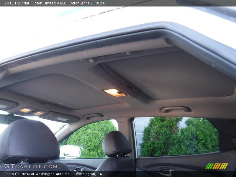 Cotton White / Taupe 2011 Hyundai Tucson Limited AWD