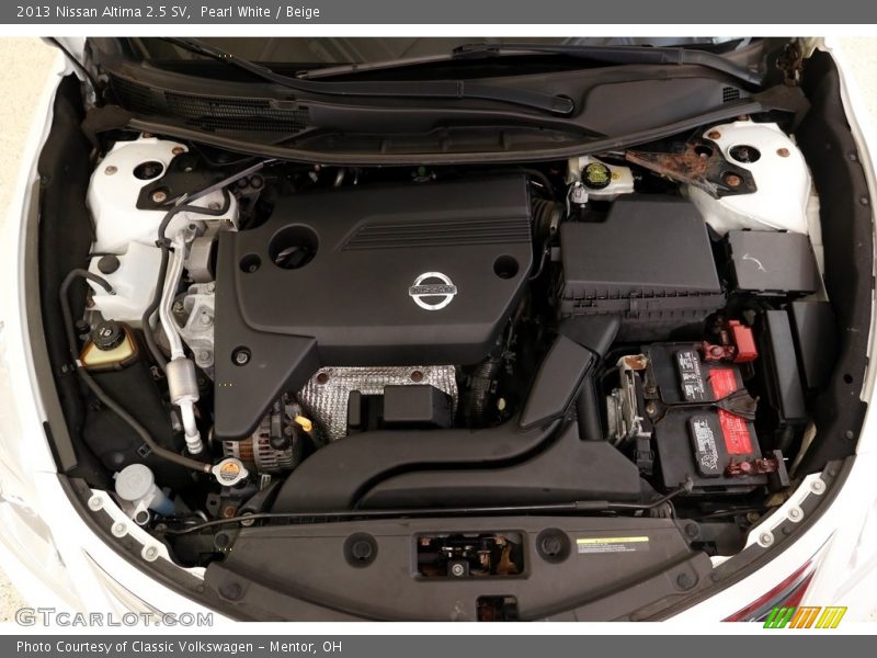 Pearl White / Beige 2013 Nissan Altima 2.5 SV