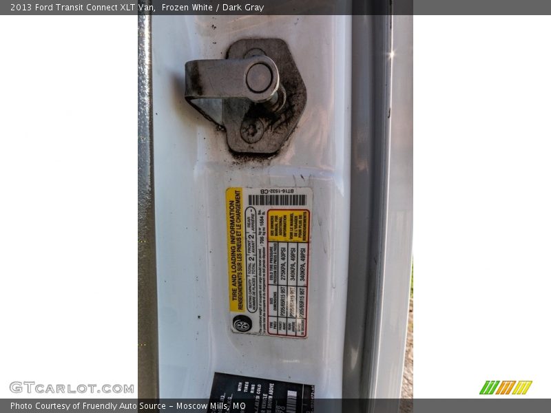 Frozen White / Dark Gray 2013 Ford Transit Connect XLT Van
