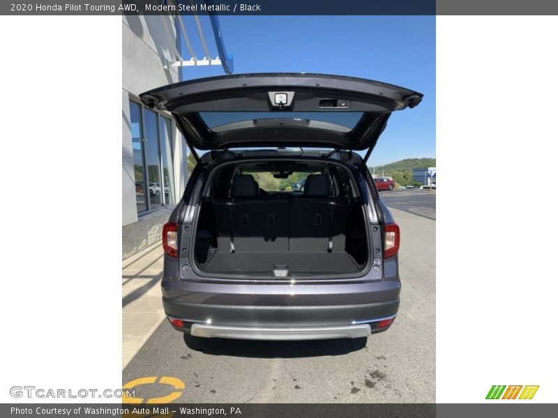 Modern Steel Metallic / Black 2020 Honda Pilot Touring AWD