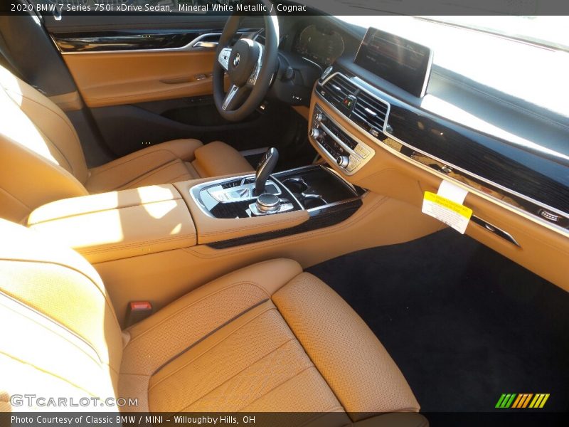 Mineral White Metallic / Cognac 2020 BMW 7 Series 750i xDrive Sedan