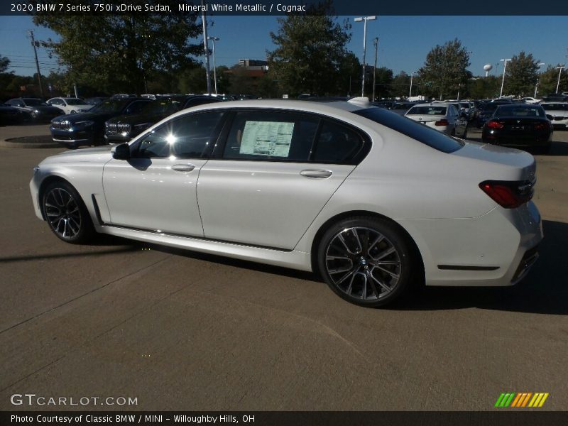 Mineral White Metallic / Cognac 2020 BMW 7 Series 750i xDrive Sedan