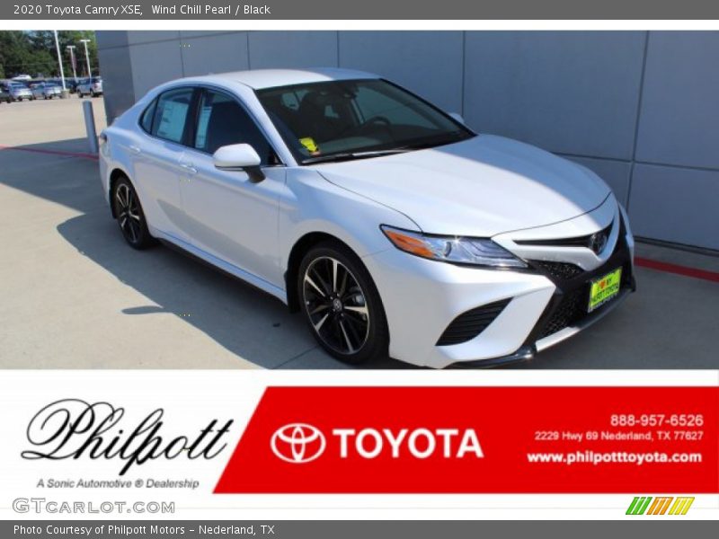Wind Chill Pearl / Black 2020 Toyota Camry XSE