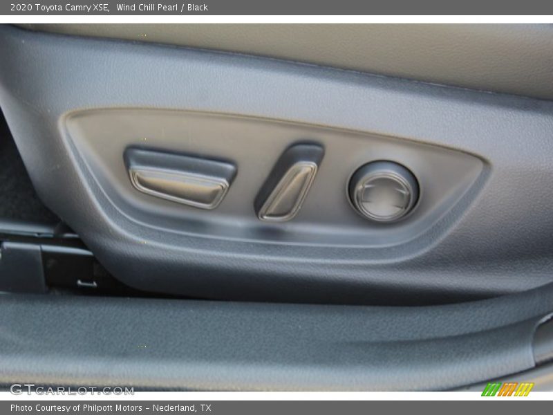 Wind Chill Pearl / Black 2020 Toyota Camry XSE