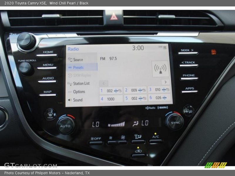 Wind Chill Pearl / Black 2020 Toyota Camry XSE