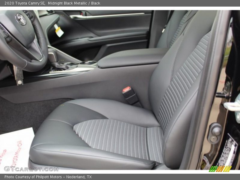 Midnight Black Metallic / Black 2020 Toyota Camry SE