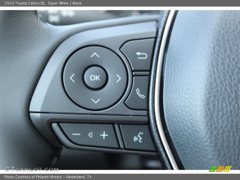 Super White / Black 2020 Toyota Camry SE