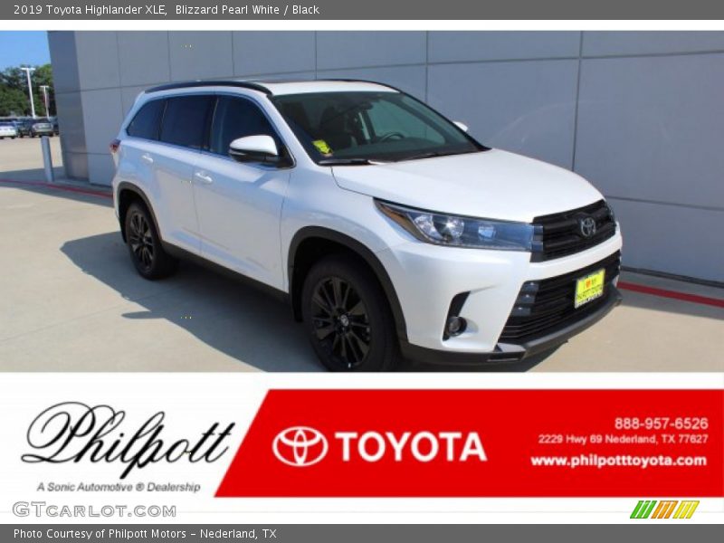 Blizzard Pearl White / Black 2019 Toyota Highlander XLE