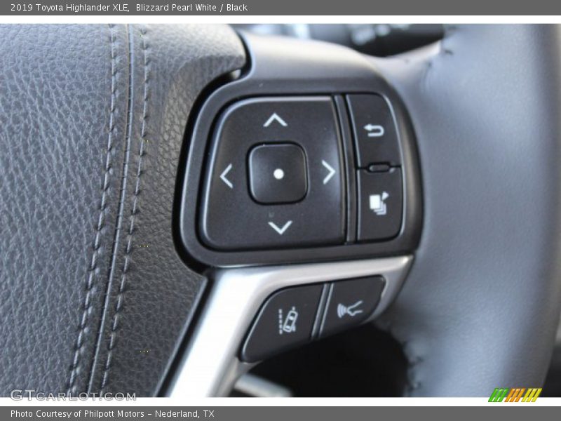 Blizzard Pearl White / Black 2019 Toyota Highlander XLE