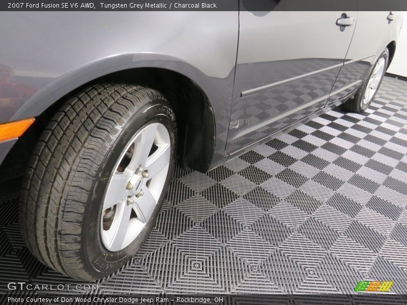 Tungsten Grey Metallic / Charcoal Black 2007 Ford Fusion SE V6 AWD