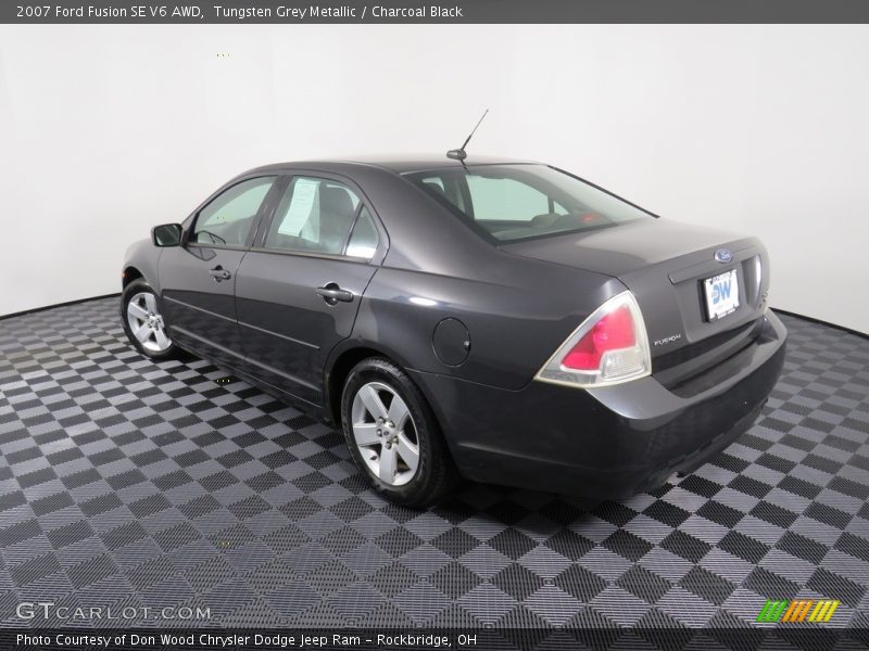 Tungsten Grey Metallic / Charcoal Black 2007 Ford Fusion SE V6 AWD