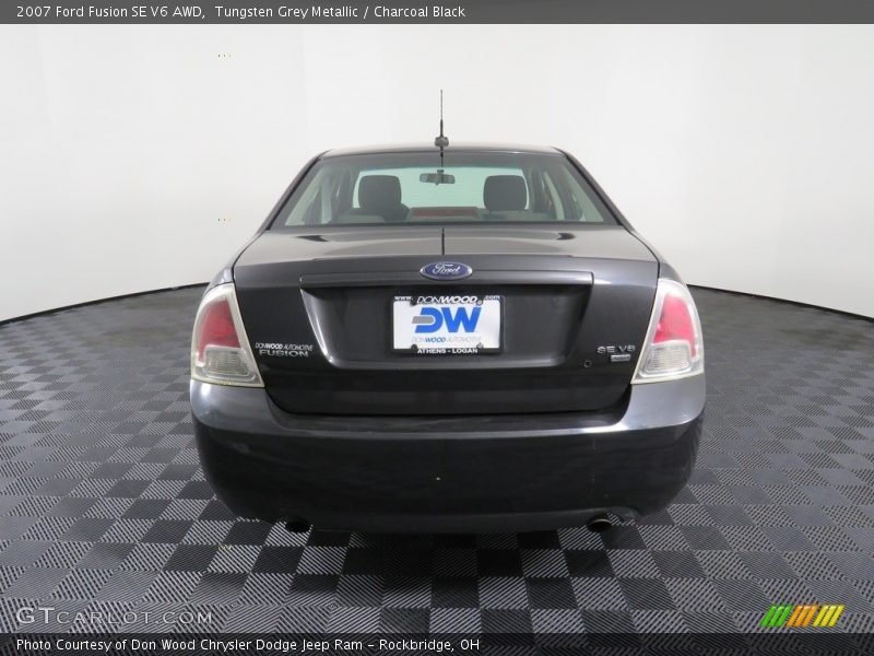 Tungsten Grey Metallic / Charcoal Black 2007 Ford Fusion SE V6 AWD