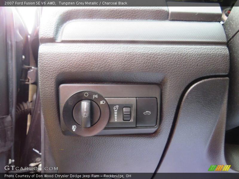 Tungsten Grey Metallic / Charcoal Black 2007 Ford Fusion SE V6 AWD