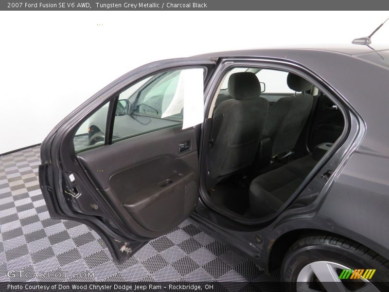 Tungsten Grey Metallic / Charcoal Black 2007 Ford Fusion SE V6 AWD
