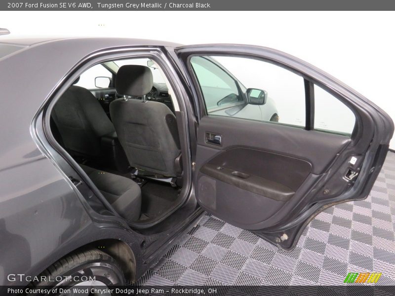 Tungsten Grey Metallic / Charcoal Black 2007 Ford Fusion SE V6 AWD