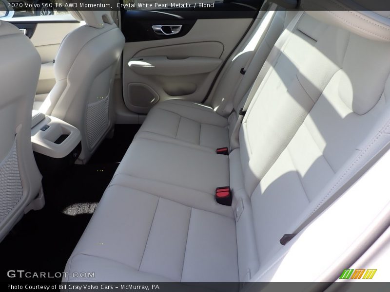 Crystal White Pearl Metallic / Blond 2020 Volvo S60 T6 AWD Momentum
