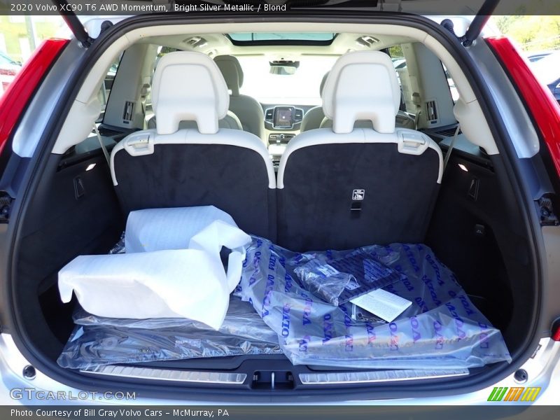 Bright Silver Metallic / Blond 2020 Volvo XC90 T6 AWD Momentum