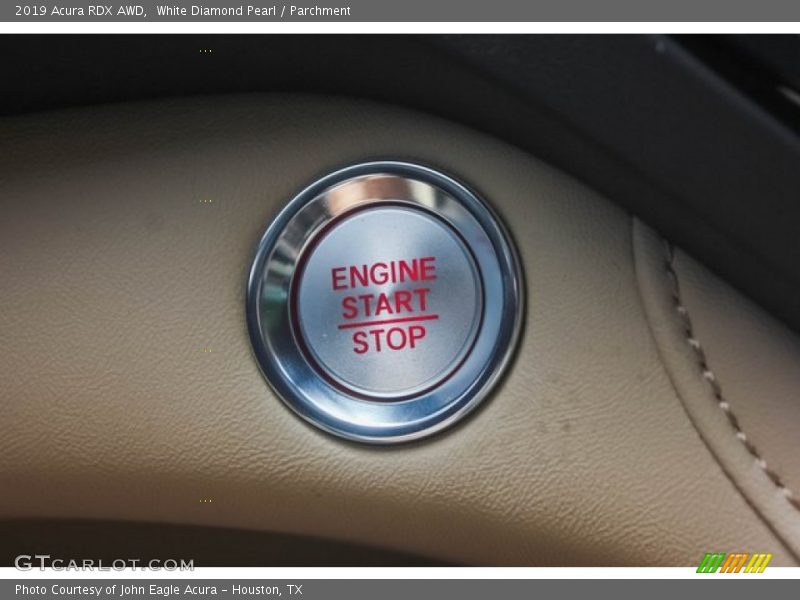 White Diamond Pearl / Parchment 2019 Acura RDX AWD