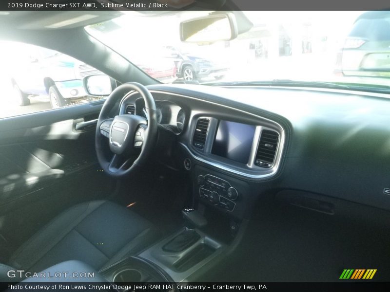 Sublime Metallic / Black 2019 Dodge Charger SXT AWD