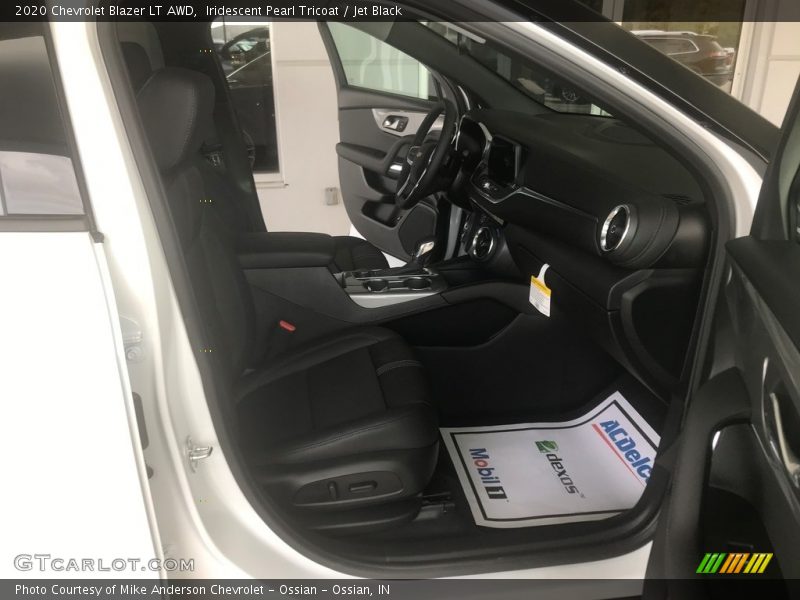 Iridescent Pearl Tricoat / Jet Black 2020 Chevrolet Blazer LT AWD