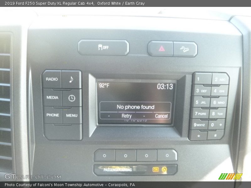Oxford White / Earth Gray 2019 Ford F250 Super Duty XL Regular Cab 4x4