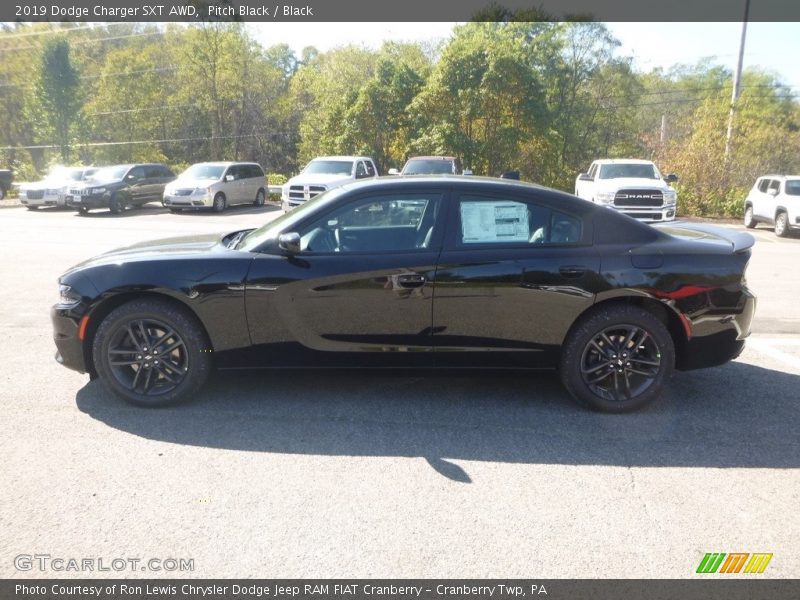 Pitch Black / Black 2019 Dodge Charger SXT AWD