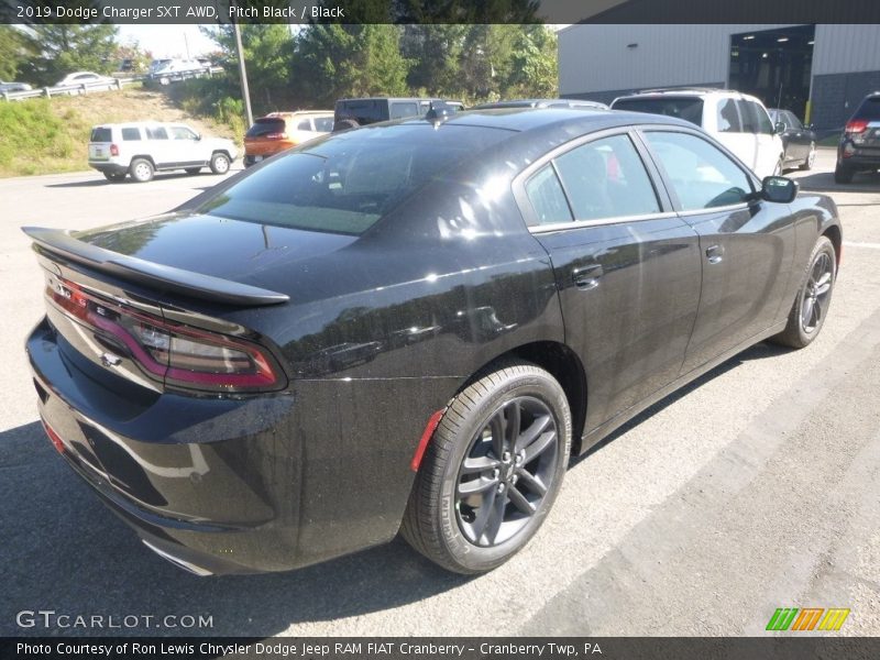 Pitch Black / Black 2019 Dodge Charger SXT AWD