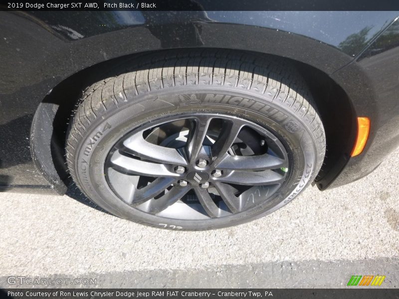 Pitch Black / Black 2019 Dodge Charger SXT AWD
