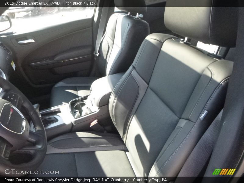 Pitch Black / Black 2019 Dodge Charger SXT AWD