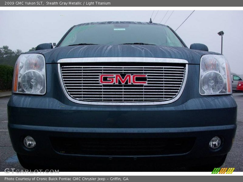Stealth Gray Metallic / Light Titanium 2009 GMC Yukon SLT