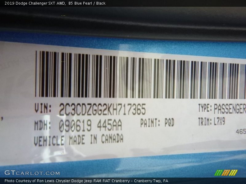B5 Blue Pearl / Black 2019 Dodge Challenger SXT AWD