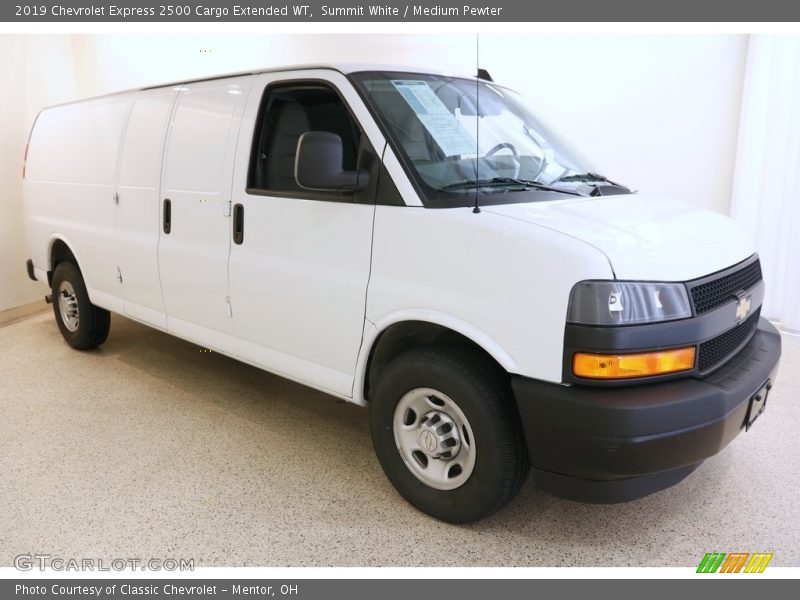 Summit White / Medium Pewter 2019 Chevrolet Express 2500 Cargo Extended WT