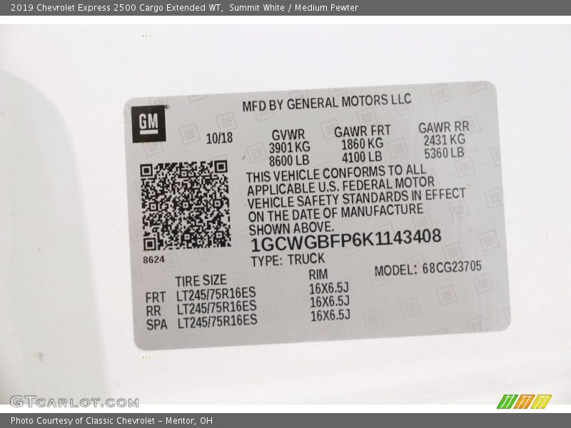 Summit White / Medium Pewter 2019 Chevrolet Express 2500 Cargo Extended WT