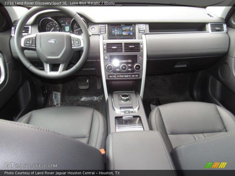 Loire Blue Metallic / Ebony 2019 Land Rover Discovery Sport SE