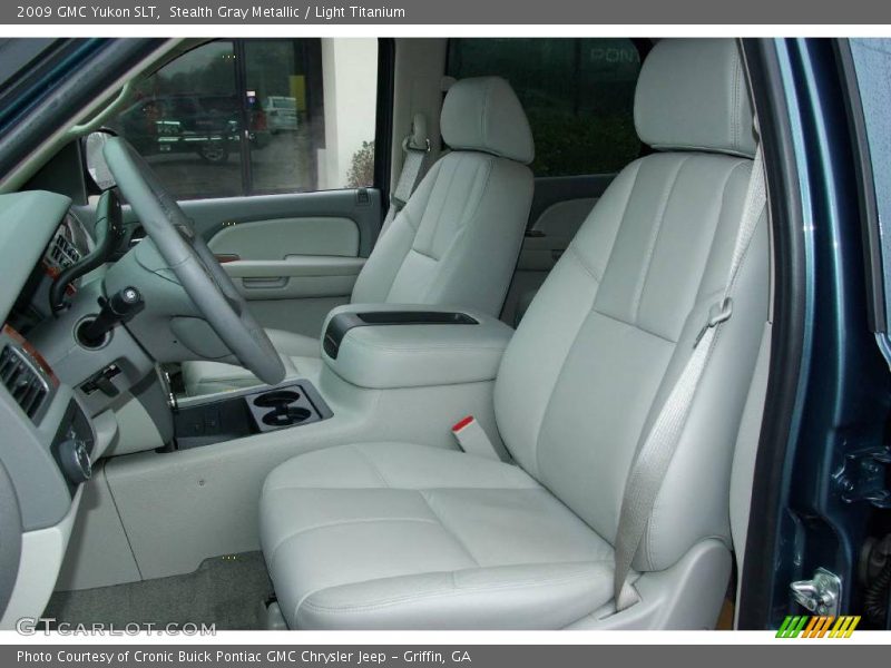 Stealth Gray Metallic / Light Titanium 2009 GMC Yukon SLT