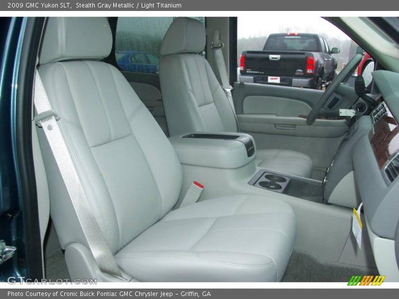 Stealth Gray Metallic / Light Titanium 2009 GMC Yukon SLT