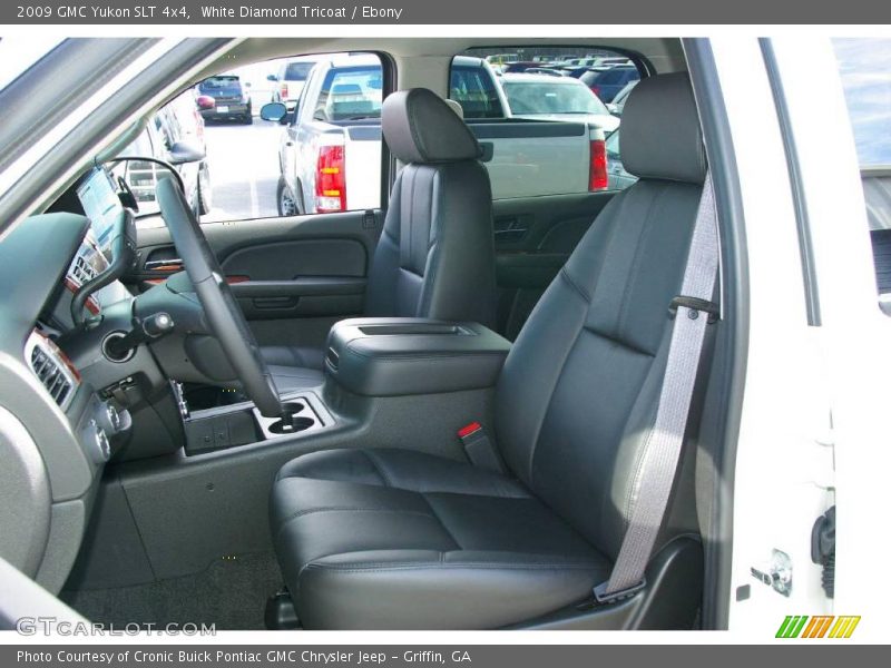 White Diamond Tricoat / Ebony 2009 GMC Yukon SLT 4x4
