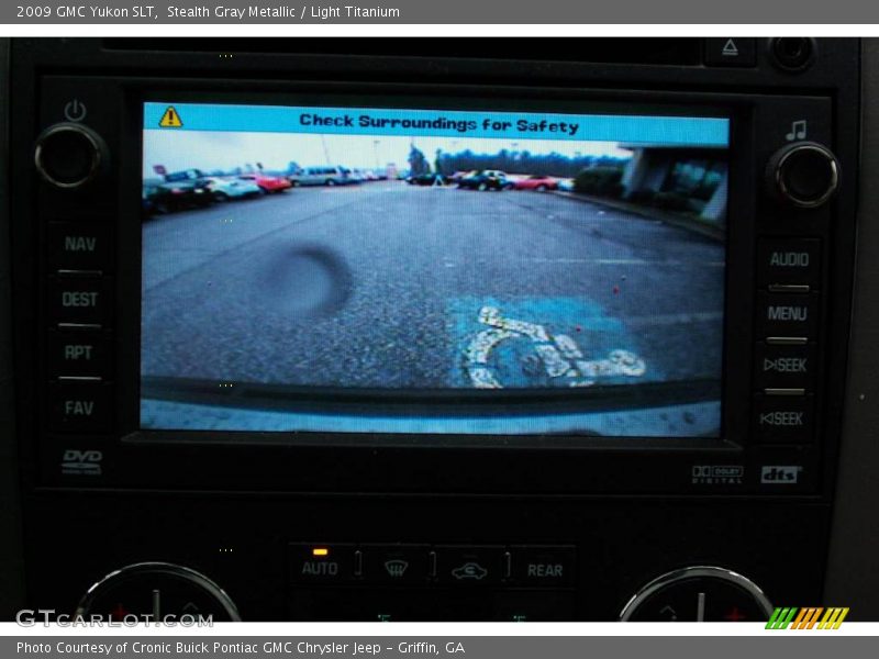 Stealth Gray Metallic / Light Titanium 2009 GMC Yukon SLT