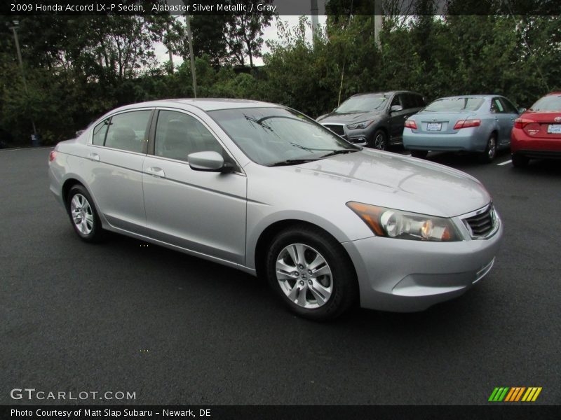 Front 3/4 View of 2009 Accord LX-P Sedan