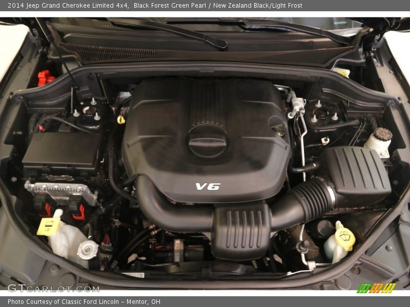Black Forest Green Pearl / New Zealand Black/Light Frost 2014 Jeep Grand Cherokee Limited 4x4