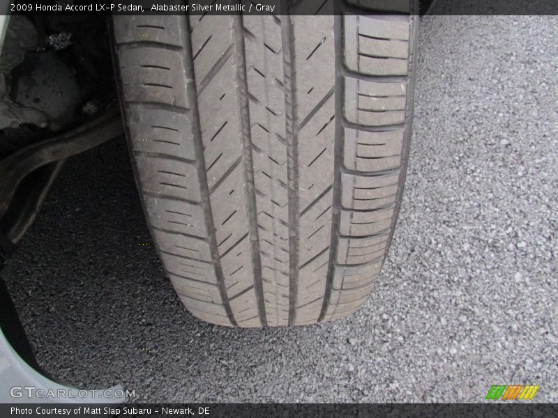 Alabaster Silver Metallic / Gray 2009 Honda Accord LX-P Sedan