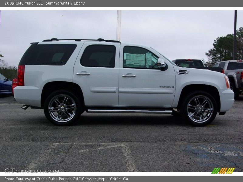 Summit White / Ebony 2009 GMC Yukon SLE