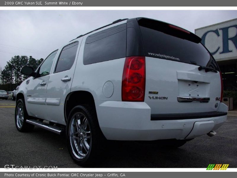 Summit White / Ebony 2009 GMC Yukon SLE