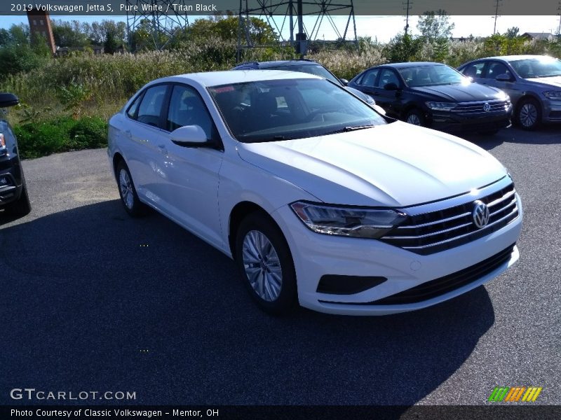 Pure White / Titan Black 2019 Volkswagen Jetta S