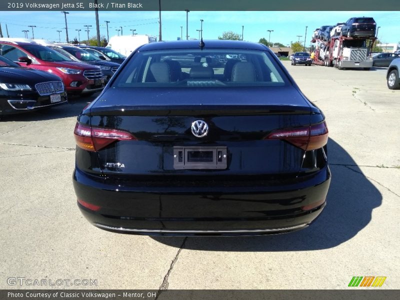 Black / Titan Black 2019 Volkswagen Jetta SE