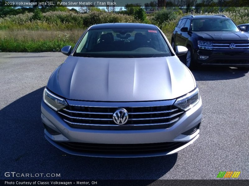 Pyrite Silver Metallic / Titan Black 2019 Volkswagen Jetta SEL