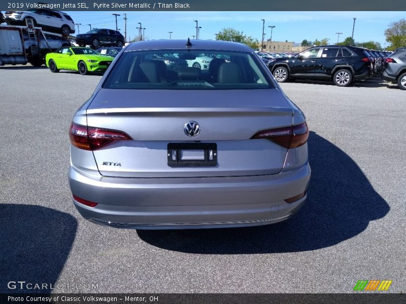 Pyrite Silver Metallic / Titan Black 2019 Volkswagen Jetta SEL