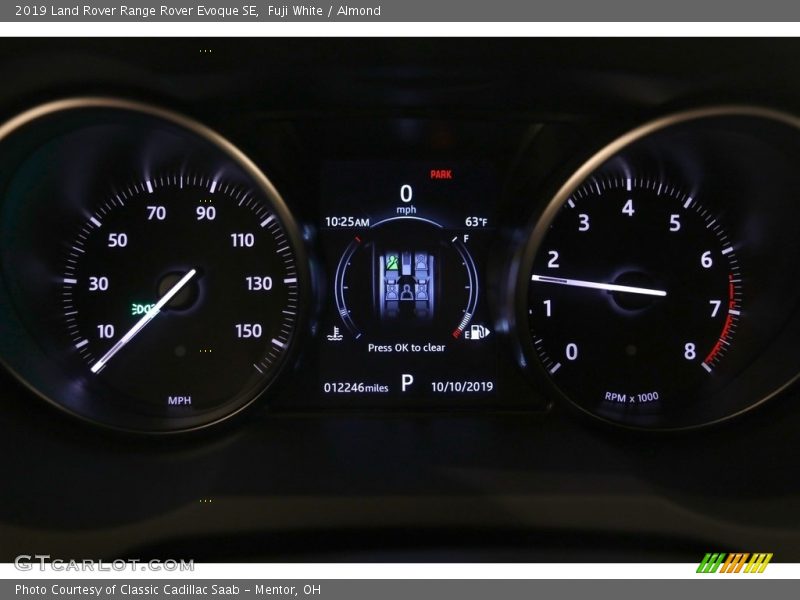  2019 Range Rover Evoque SE SE Gauges