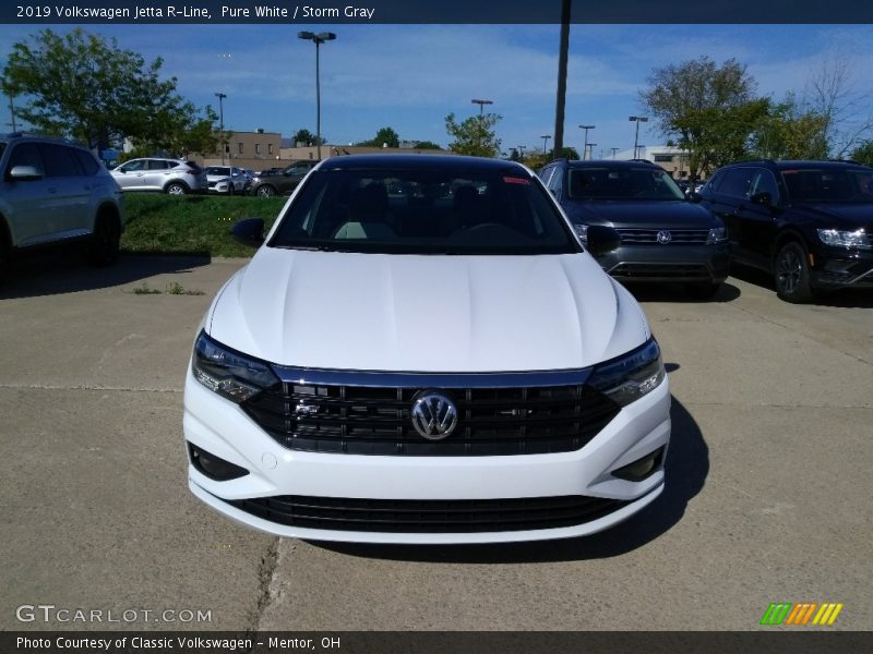 Pure White / Storm Gray 2019 Volkswagen Jetta R-Line